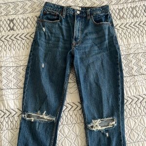 The skinny high rise Jean